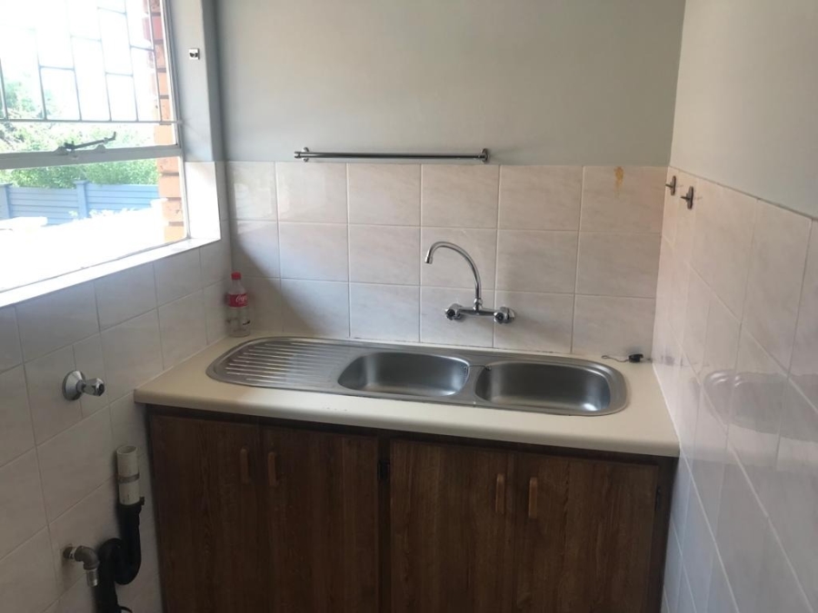To Let 2 Bedroom Property for Rent in Langenhovenpark Free State
